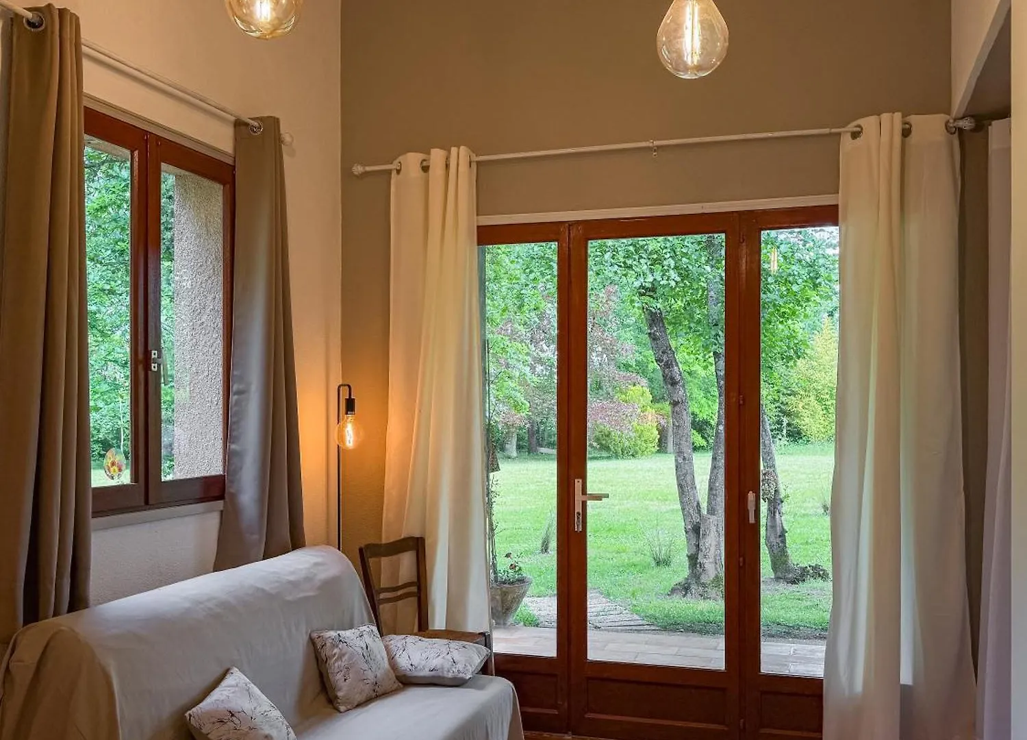 Petite Maison Dans Grand Parc Rieux-de-Pelleport Prázdninový dům